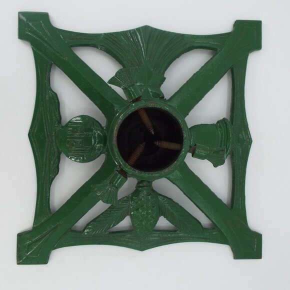 Vintage Green Cast Iron 11x11 German Christmas Tree Stand - Picture 6 of 14